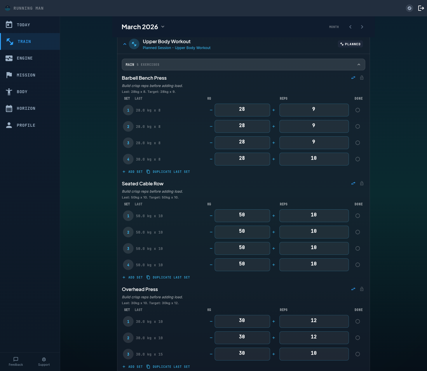 Pelaris workout tracking showing sets, reps, weight logging, and real-time coaching notes