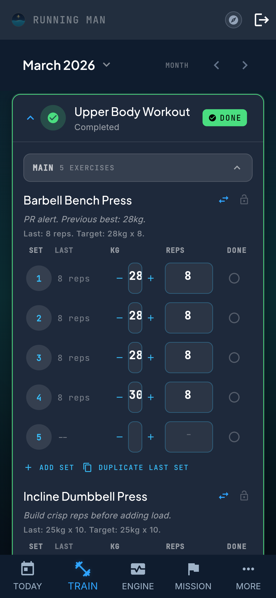 Pelaris live workout tracking showing sets, reps, and weight logging with PR alerts and coach notes